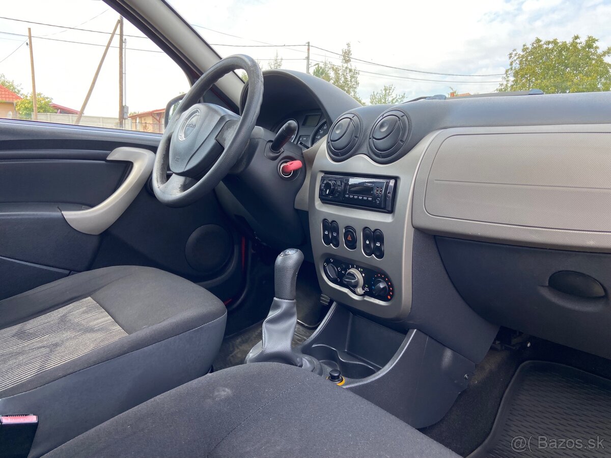 Dacia Sandero 1.4 benzín Nová STK - 13