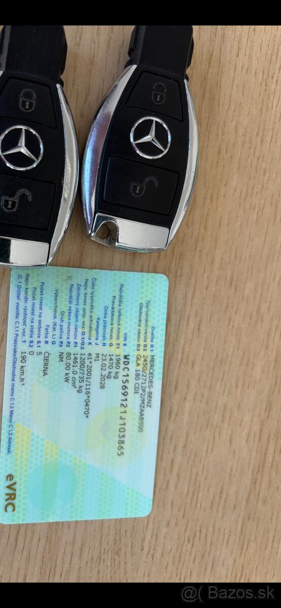 Mercedes-Benz GLA 180 d - 13