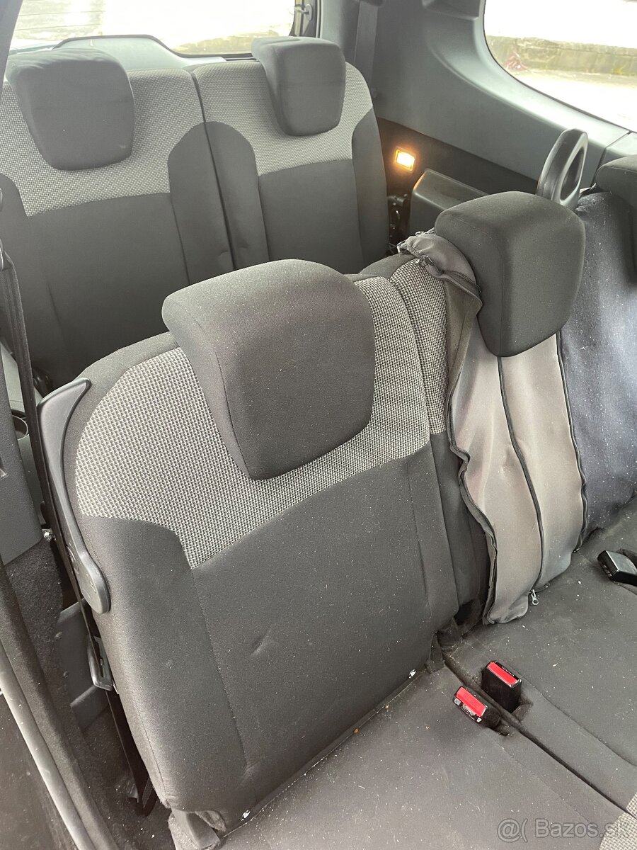 Dacia Lodgy 1.2 tce 85kw 7.miest - 13