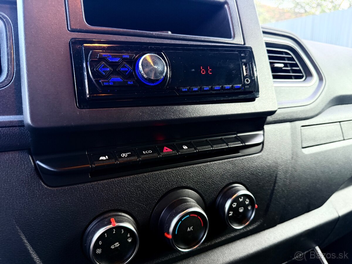 Renault Master plachta 2022 - 13