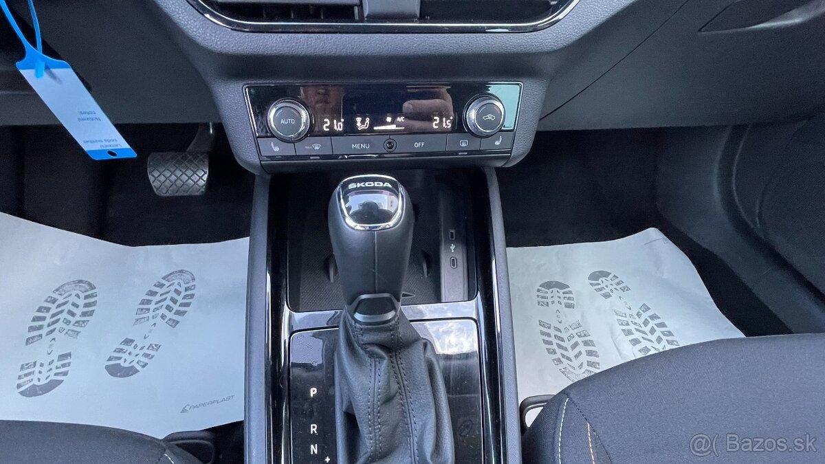 Škoda Kamiq 1,5 TSI DSG, Kamera - 13