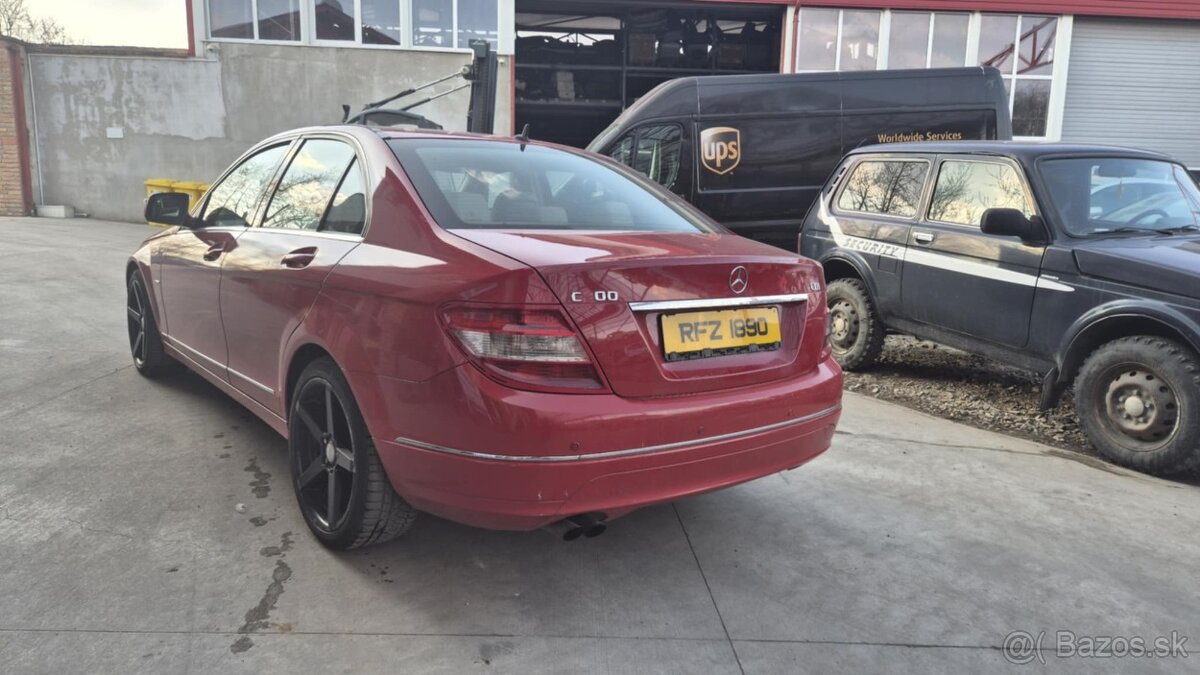 Mercedes C200 Elegance W204 2,2CDI100kw kód:64681 - 13