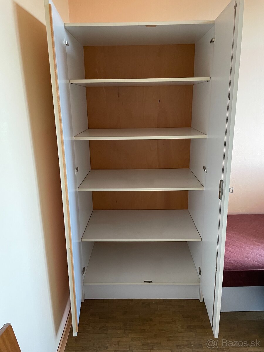 NÁBYTOK ZA ODVOZ ALEBO PÁR DROBNÝCH - 13