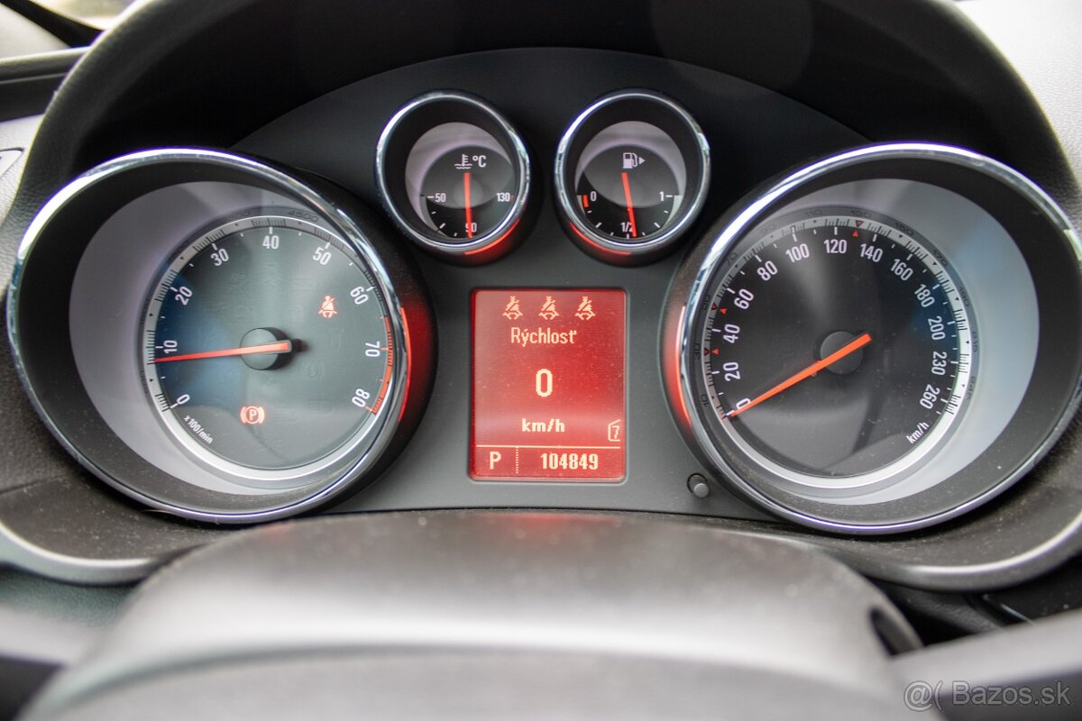 Opel Insignia 2.0 Turbo ECOTEC AWD Cosmo A/T, 162kW - 13