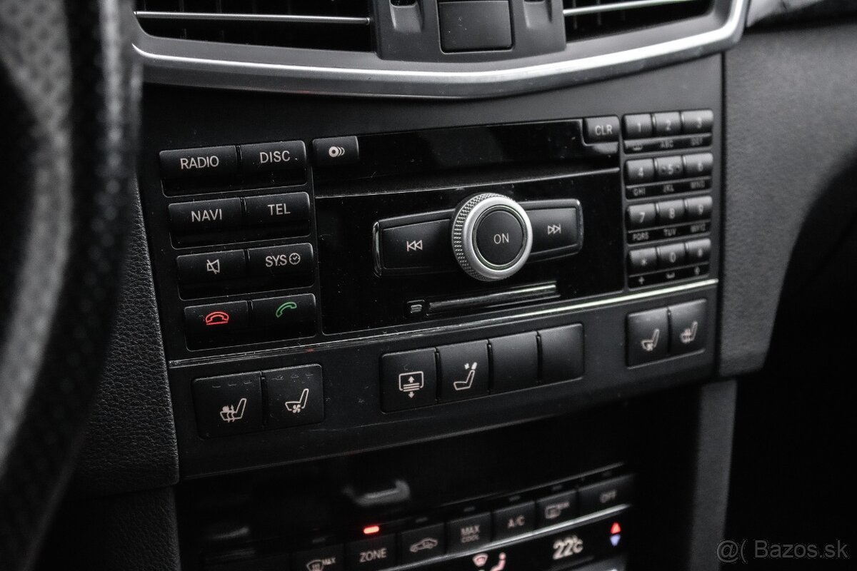 Mercedes-Benz E trieda Sedan E63 AMG - 13