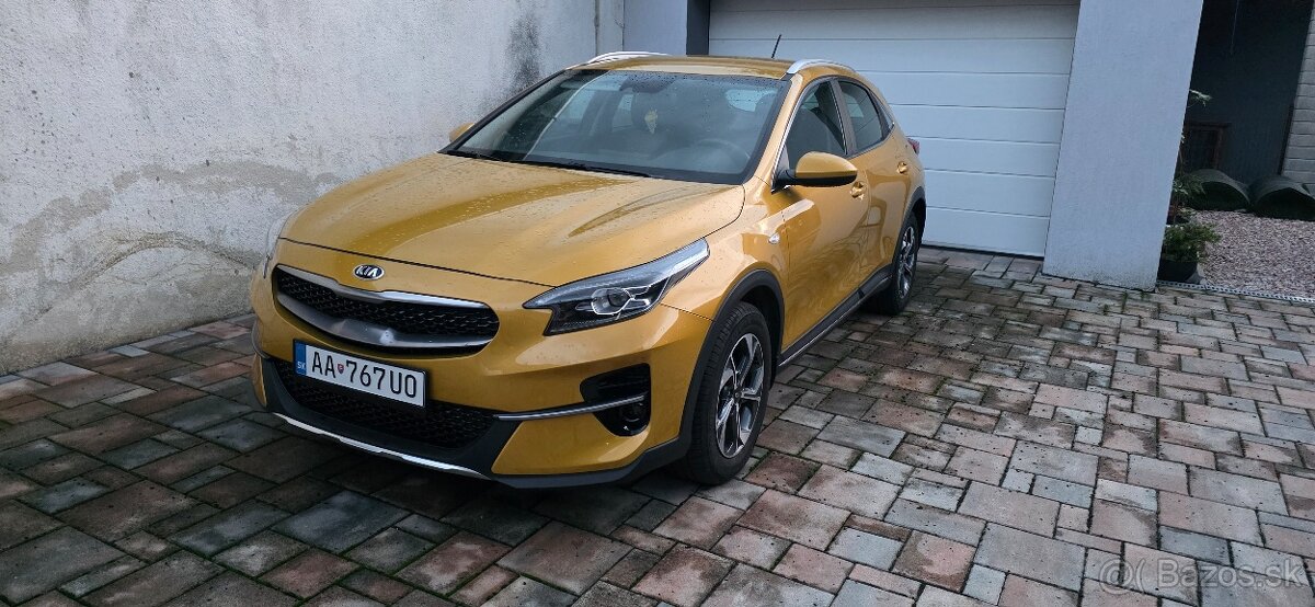 KIA XCEED - 13
