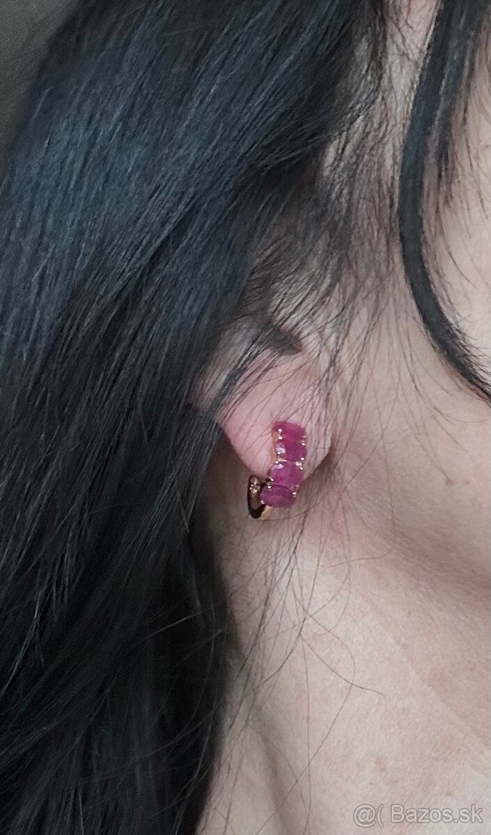 Zlaté náušnice s rubínmi - 13