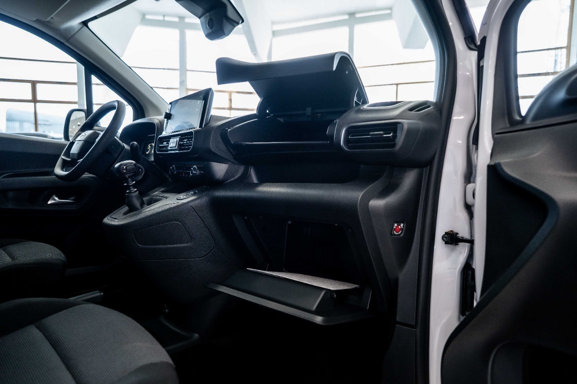 Opel Combo Van PLUS (L1) 1,5 CDTi 102k MT6 - 13