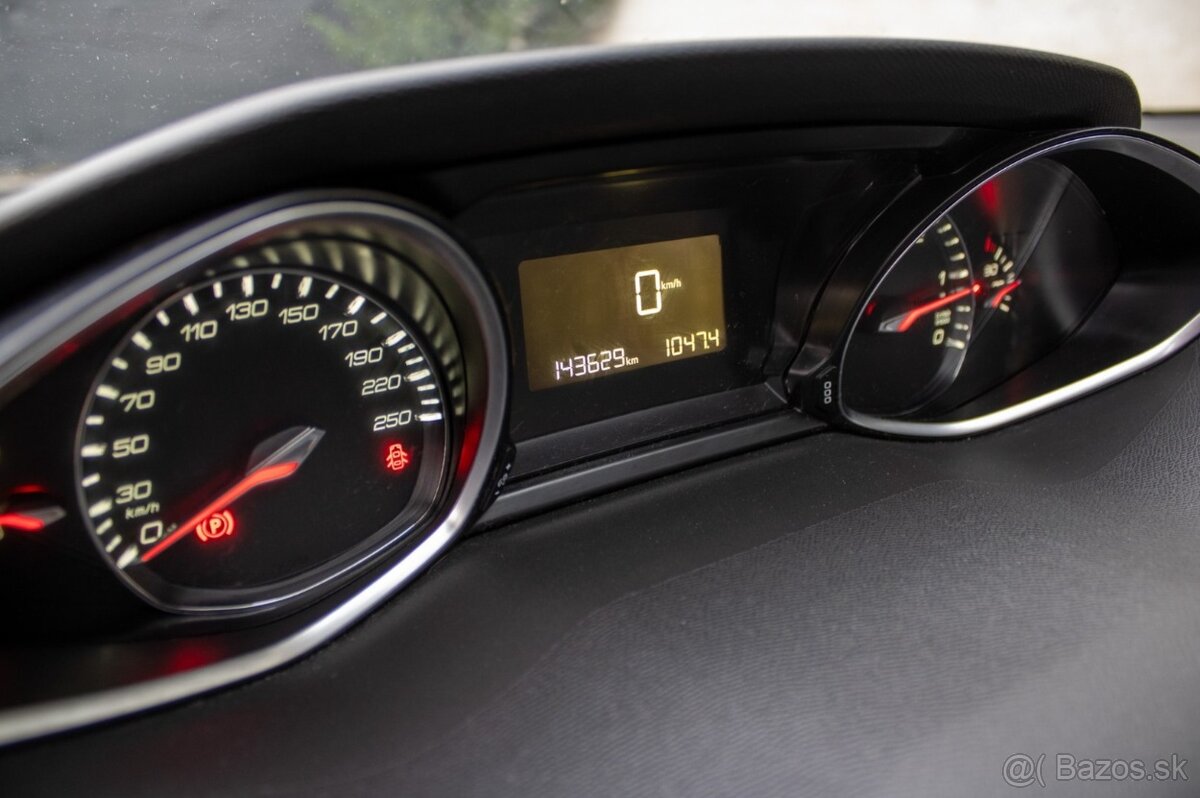 Peugeot 308 SW 1.5 BlueHDi - 13