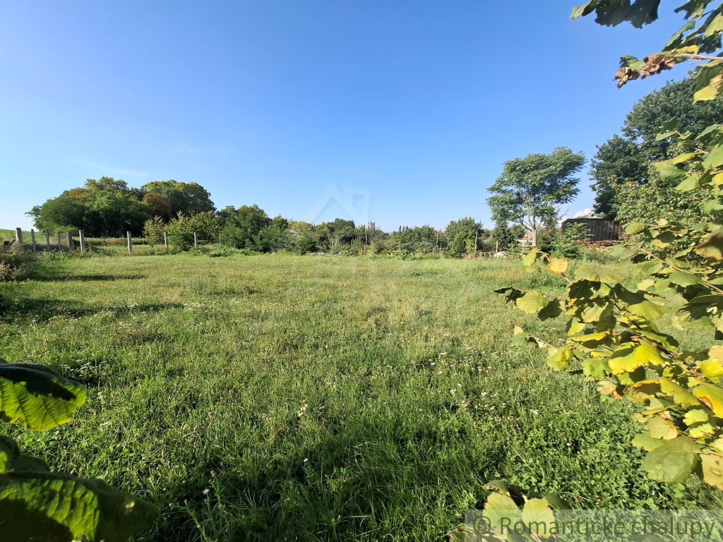 Unikátny pozemok na výstavbu domu pri brehu rieky Dunaj v - 13