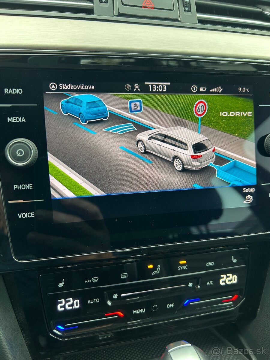 Volkswagen Passat - 13