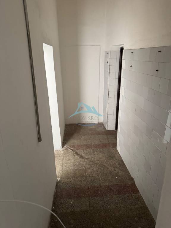 Obchodné priestory na predaj centrum mesta Šahy - 13