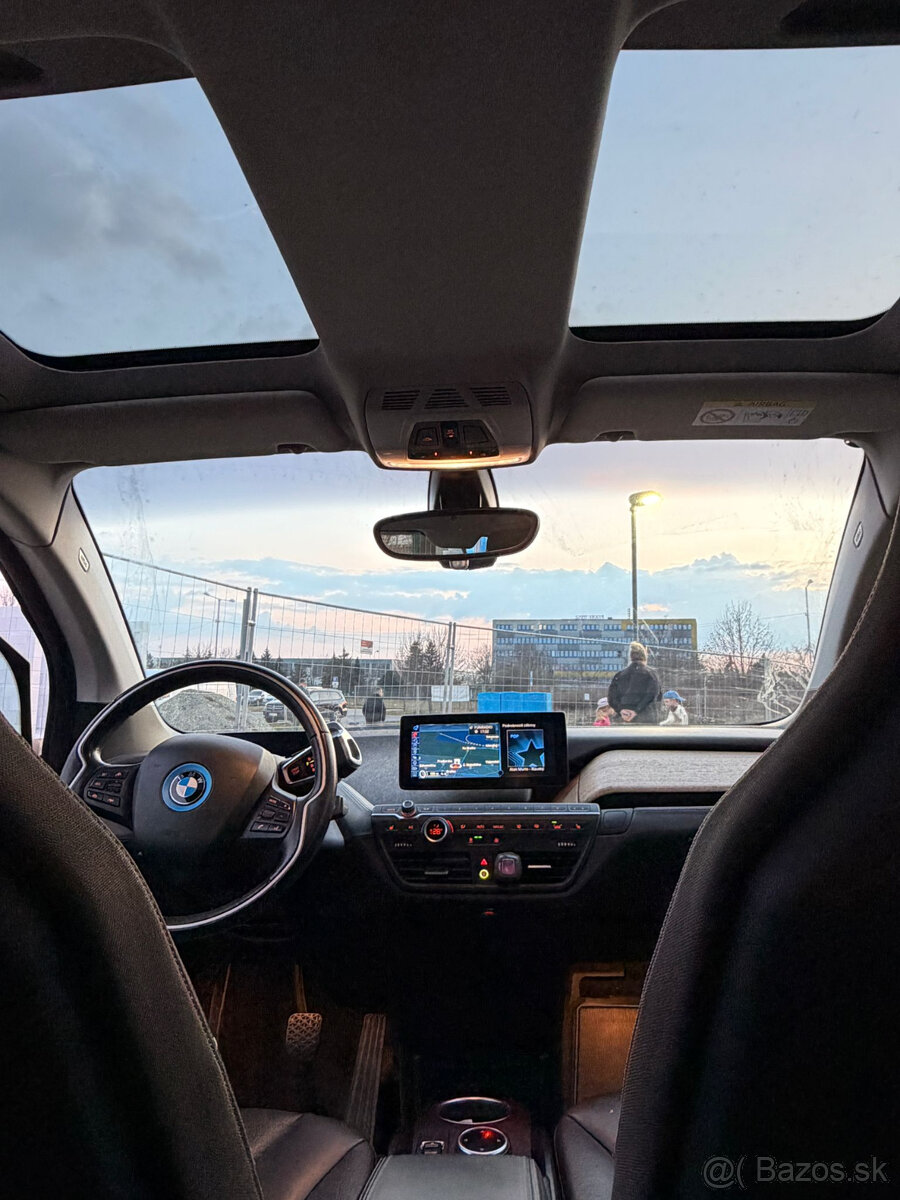 BMW I3 - 13