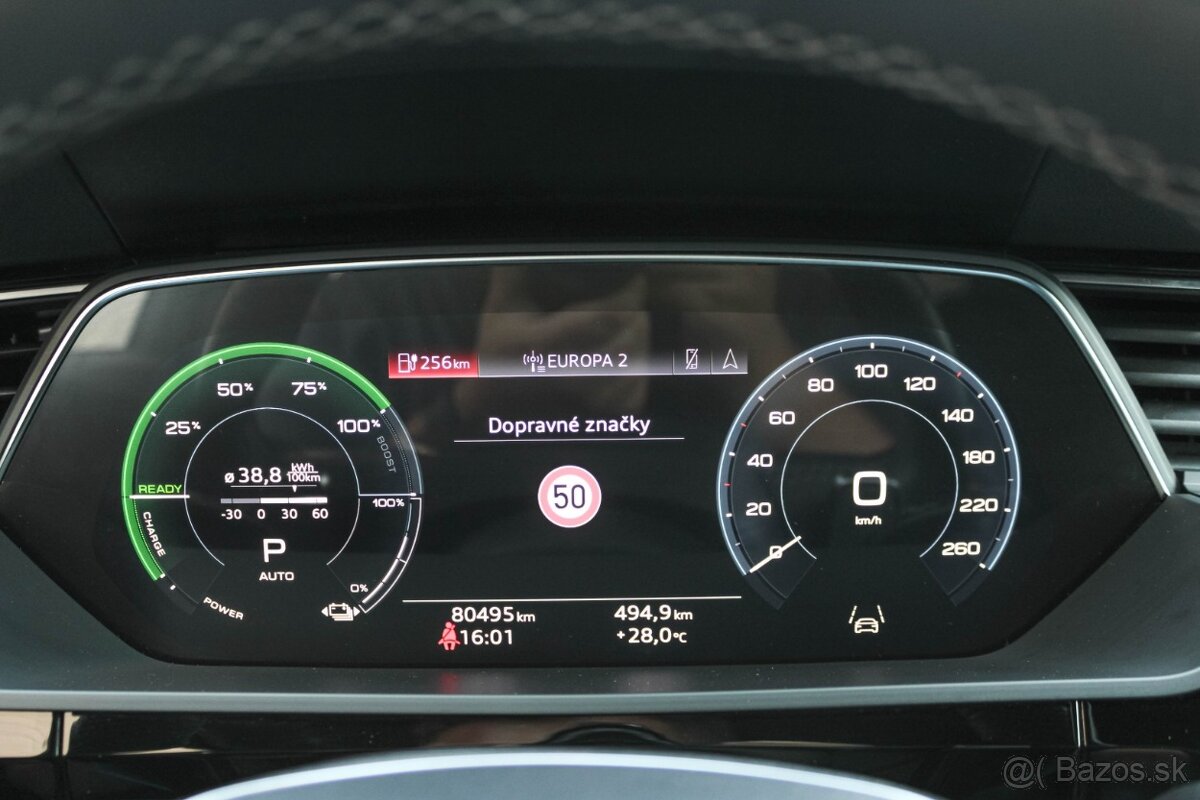 Audi E-tron 55 quattro S line - 13