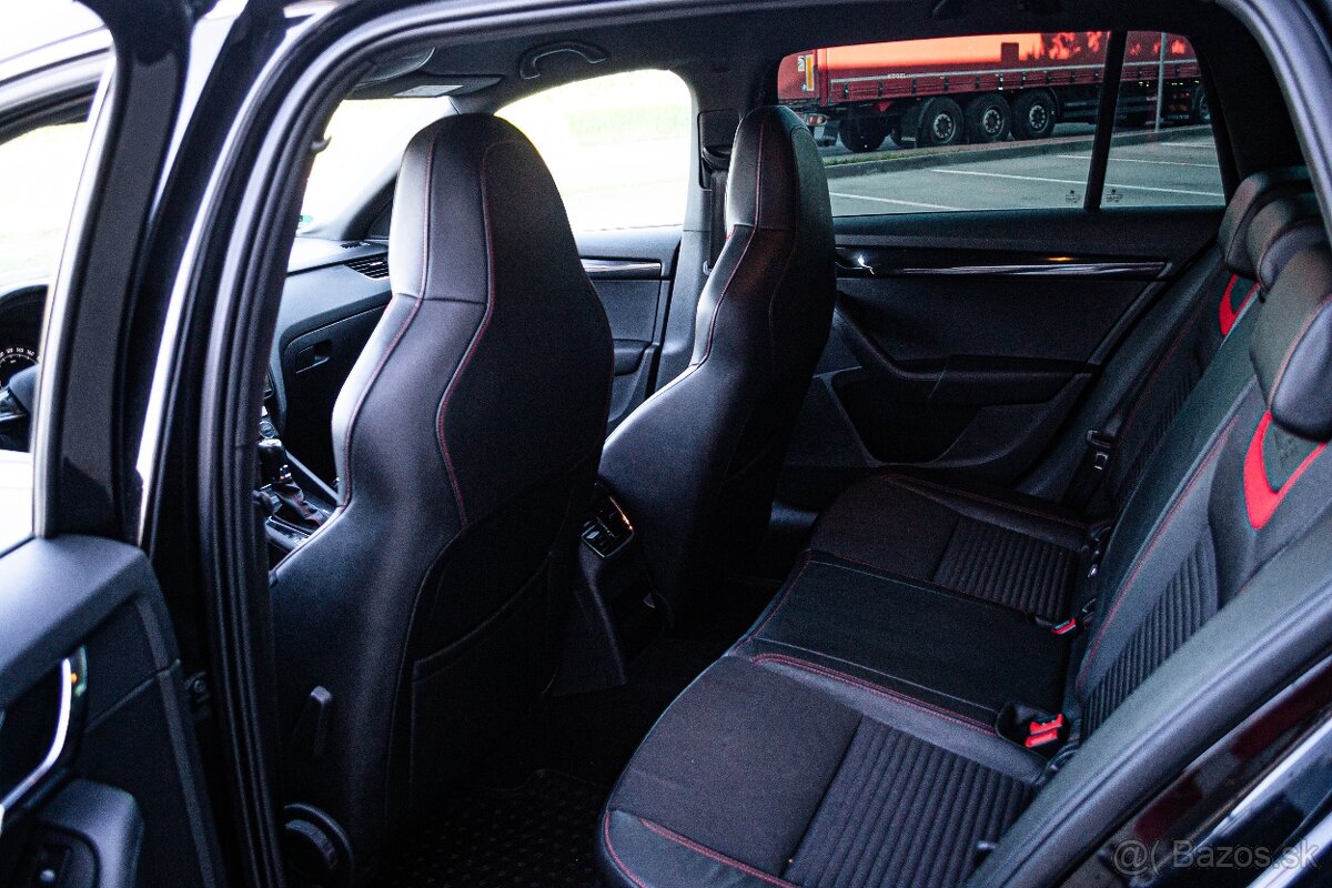 Škoda Octavia Combi 2.0 TDI DPF RS DSG - 13