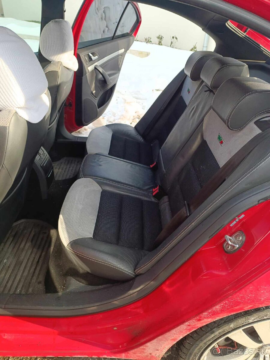 Škoda Octavia 2, 2.0tfsi rs 147kw - 13