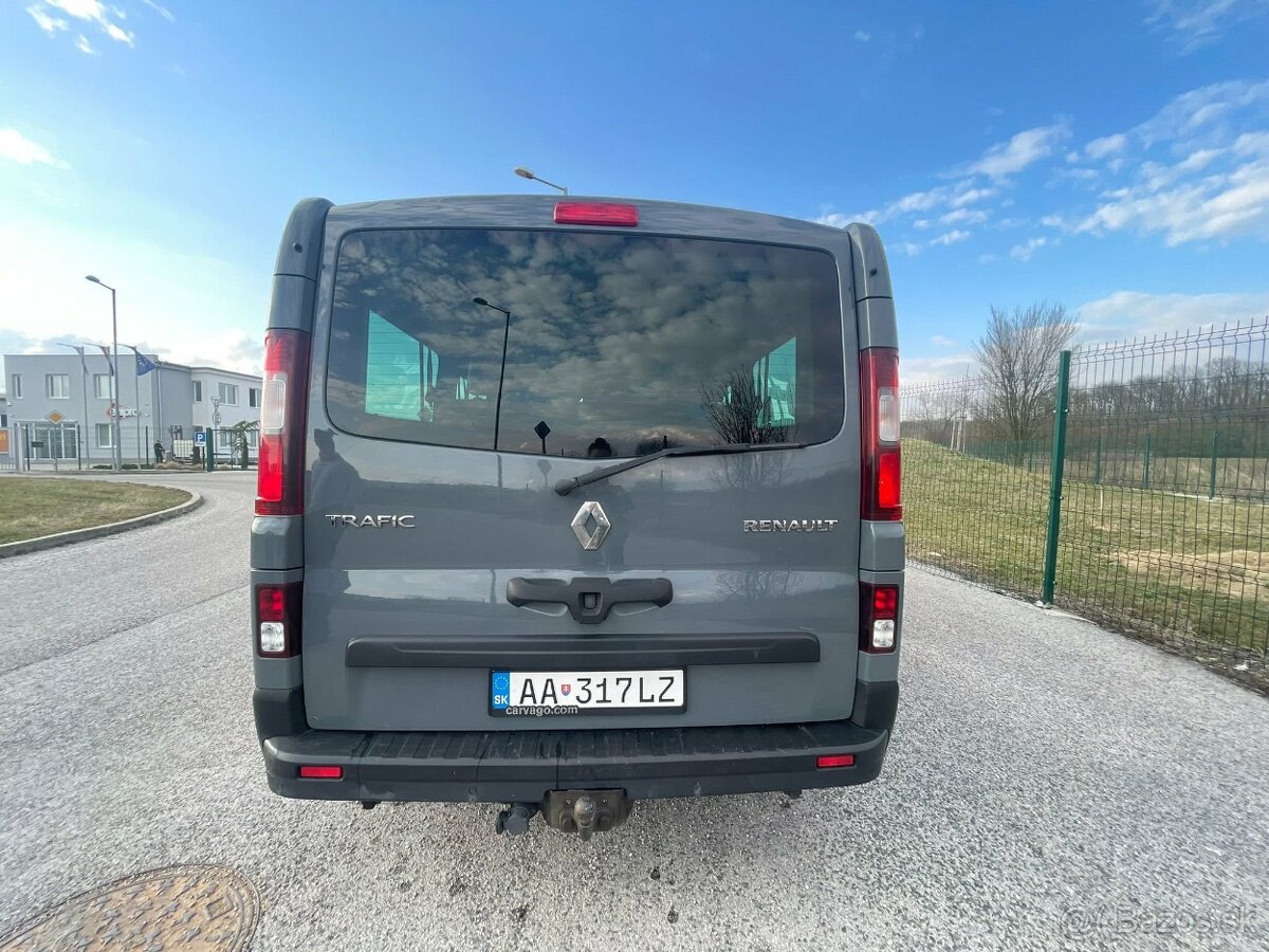 Renault Trafic 2.0 dCi LONG, 9 miest - 13