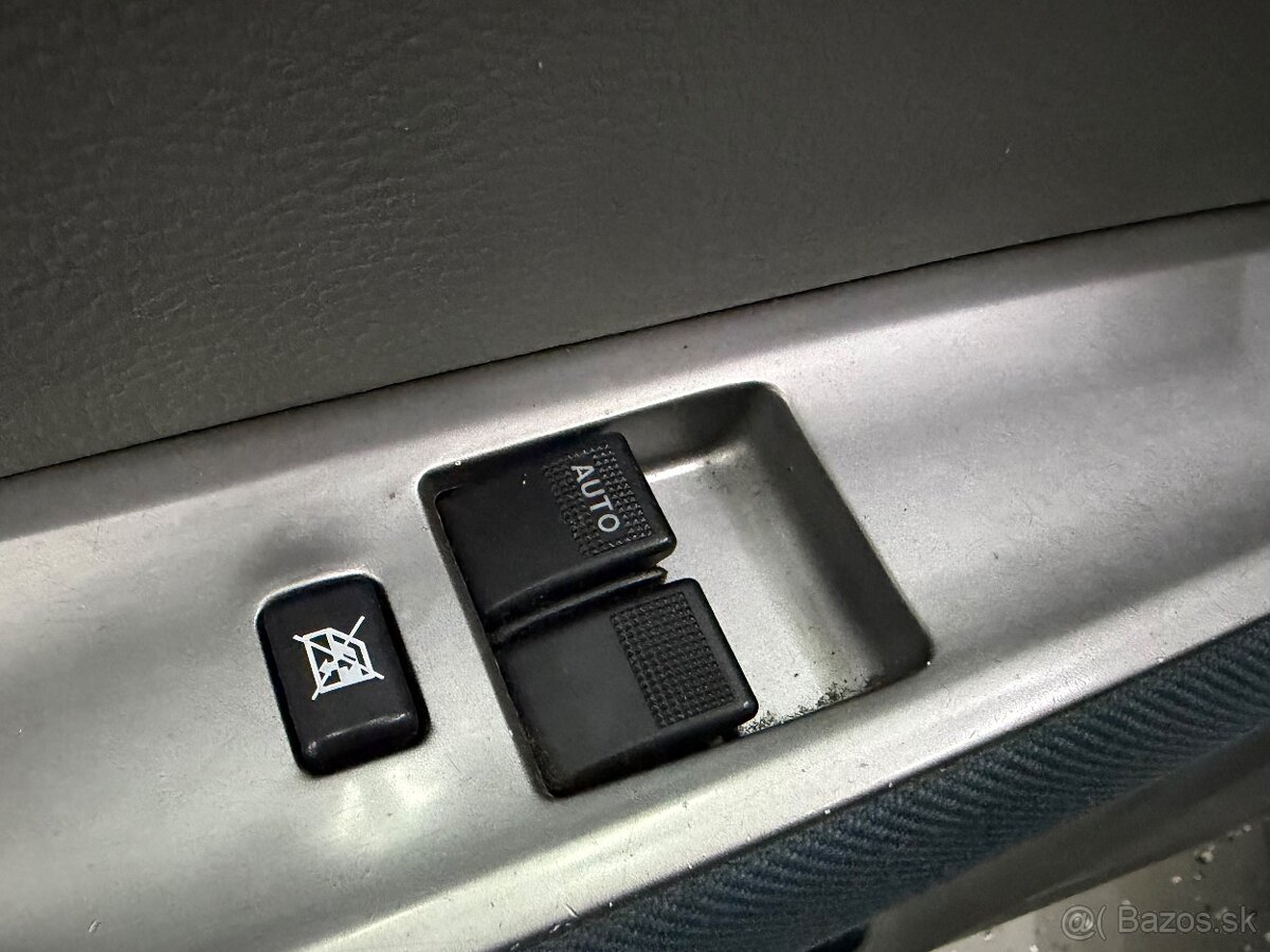 Mazda 2 1.3 16V PLUSLINE - 13