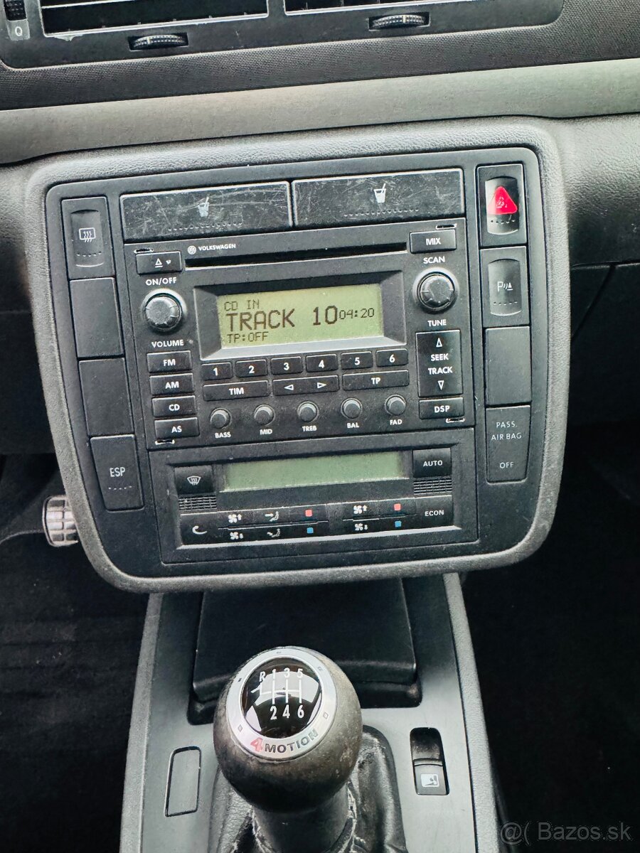 Volkswagen Sharan 4motion 1.9tdi 7 miestny - 13