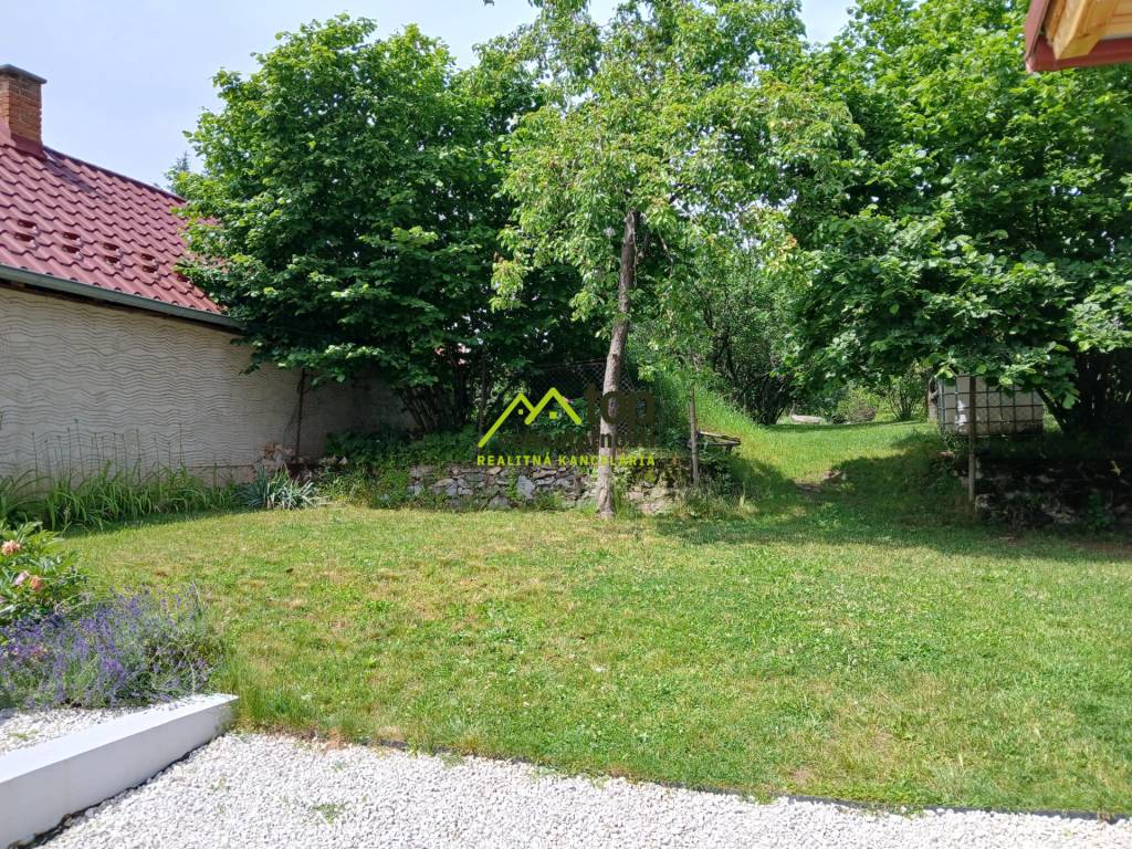 Piešťany-Topoľčany Ideálny úsporný 4izbový RD medzi okresmi - 13