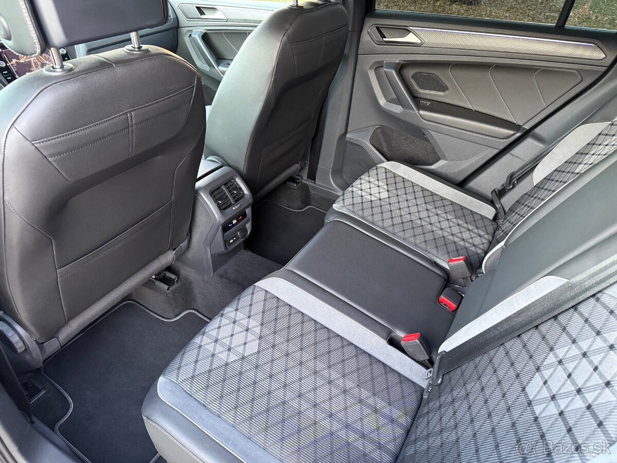 Volkswagen Tiguan R-Line 2.0 TDI - 127.000 km - 1. majiteľ - 13