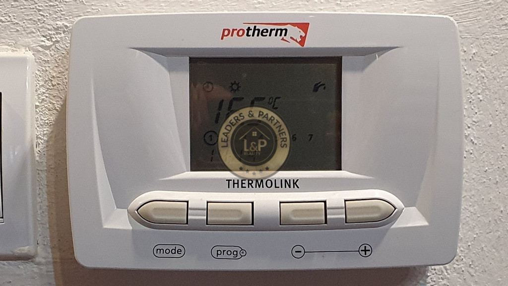 PREDAJ: veľký luxusný 10 r. zrubový dom Vysoké Tatry - 13