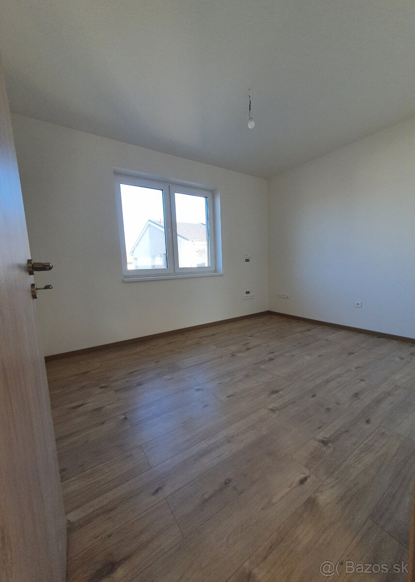 Nízkoenergetická 3-izbová novostavba rodinného domu na kľúč - 13