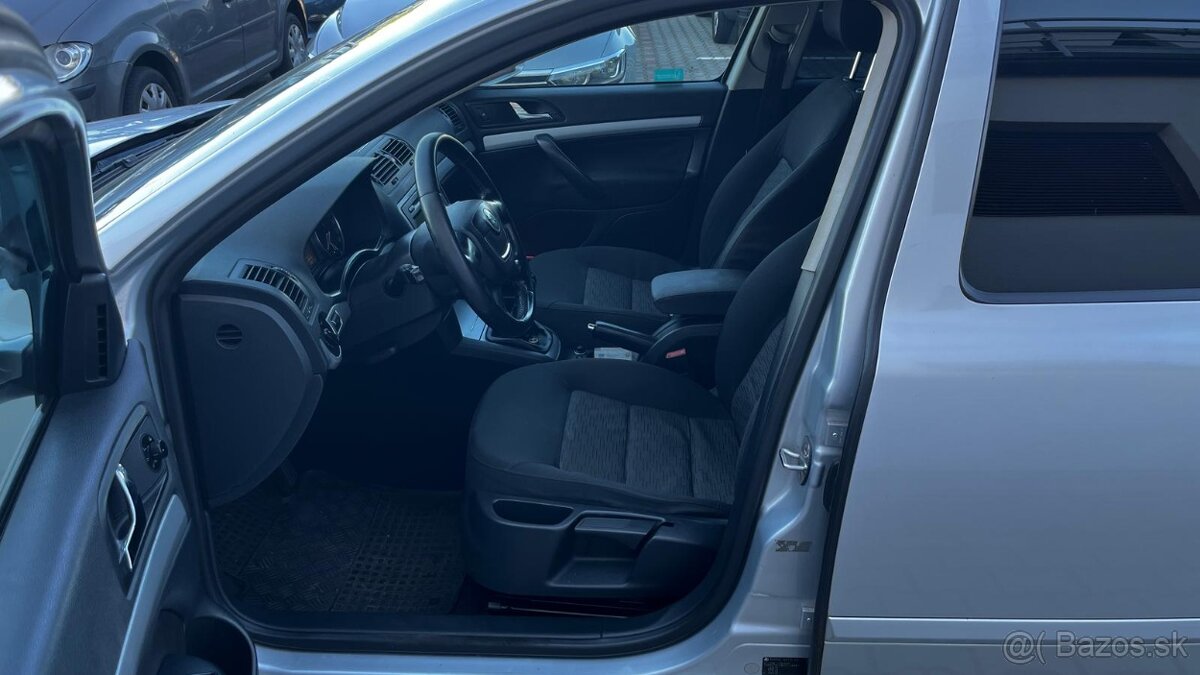 Škoda Octavia Combi 1.6 TDI Ambition - 13