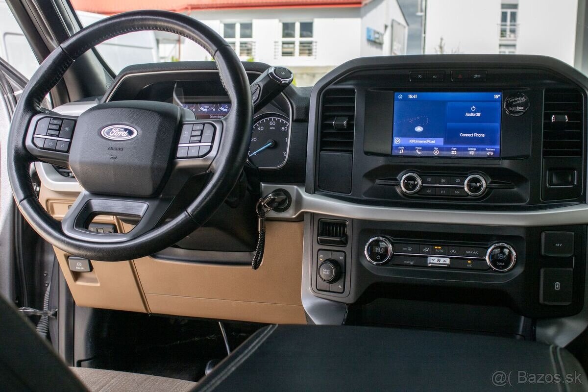Ford F-150 XLT SuperCrew 4x4 3.5 EcoBoost / 298kW / 2021 - 13