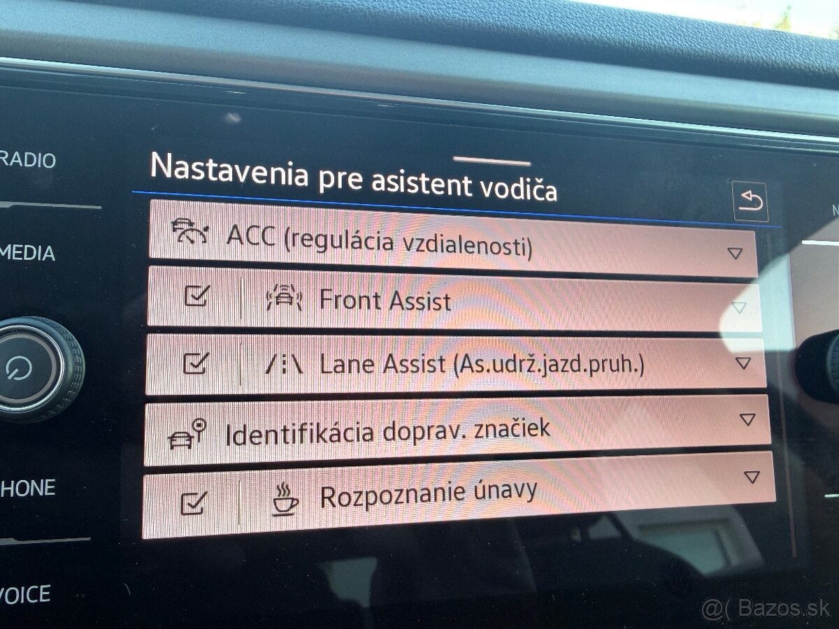 Volkswagen T-Roc 1.0TSI STYLE - 13