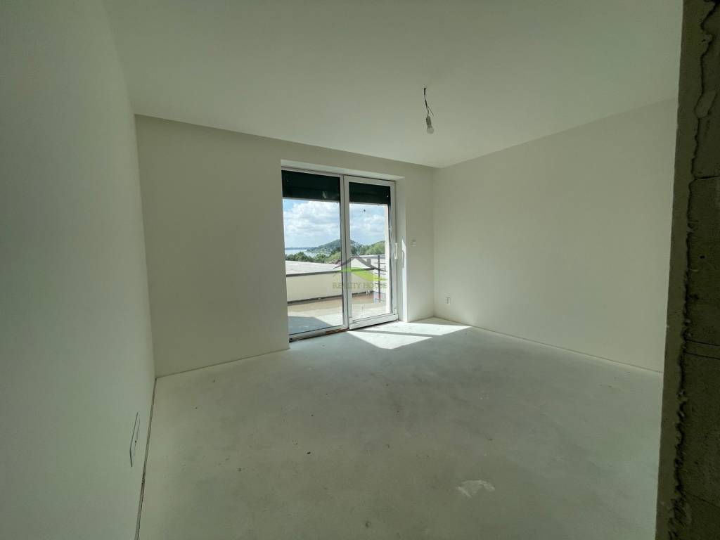 NOVINKA Moderná NOVOSTAVBA v rekreačnej oblasti KALUŹA - 13