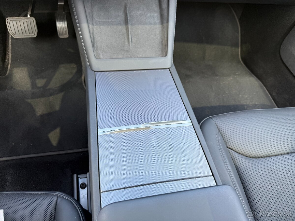 Tesla Model 3 Long Range AWD - 13