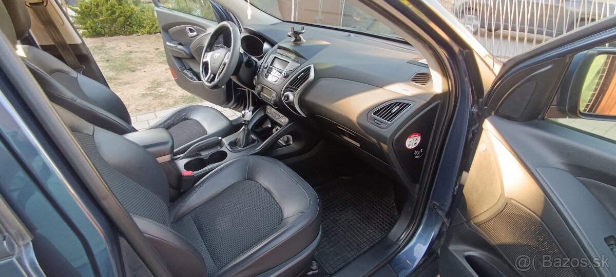 Hyundai ix35 - 13