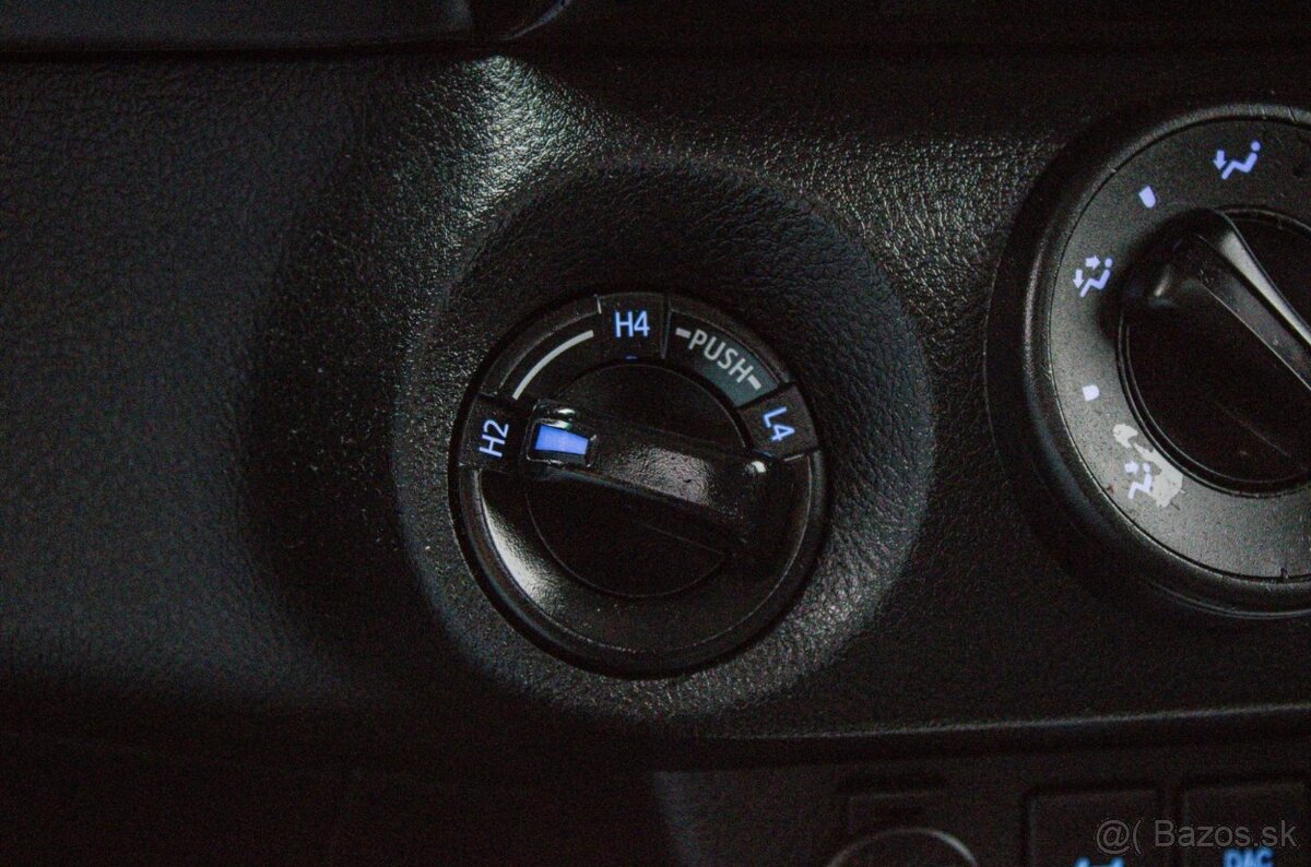 Toyota Hilux 2.4 D-4D Active A/T | 4x4 | - 13