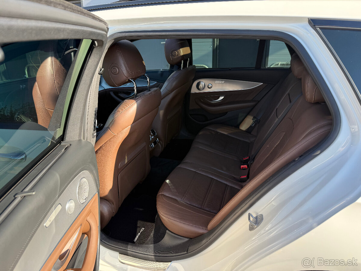Mercedes Benz E 43 AMG 2017 - 13