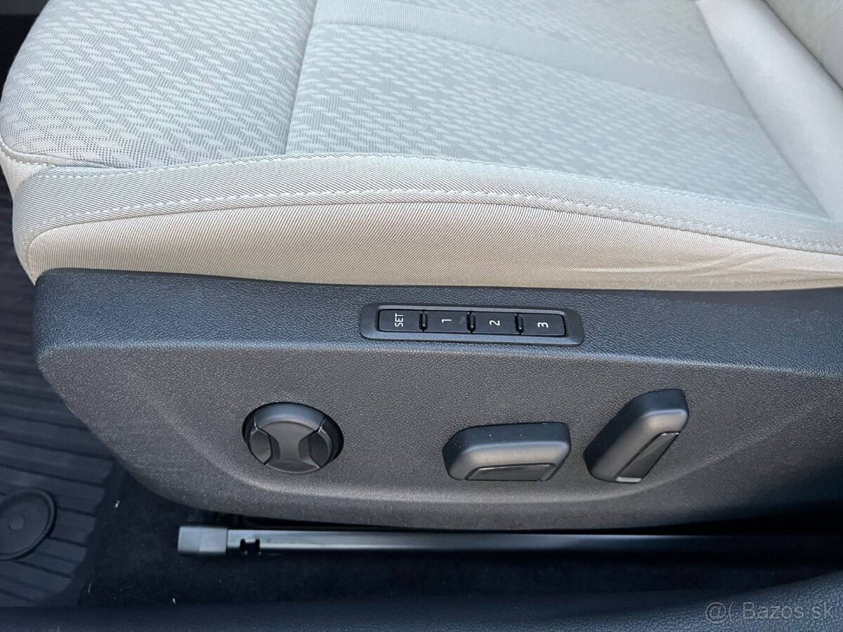 Škoda Octavia Combi 2.0 TDI SCR Style DSG - 13