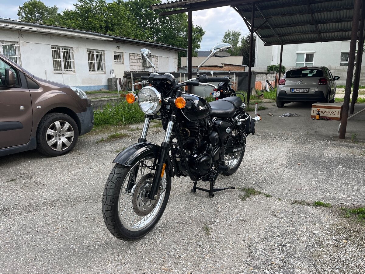 Benelli Imperiale 400 - 13