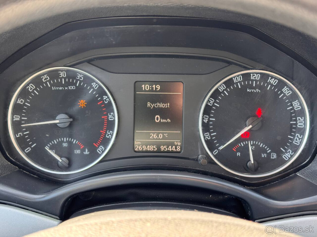 Škoda Octavia Combi 1.6 TDI CR DPF Classic - 13
