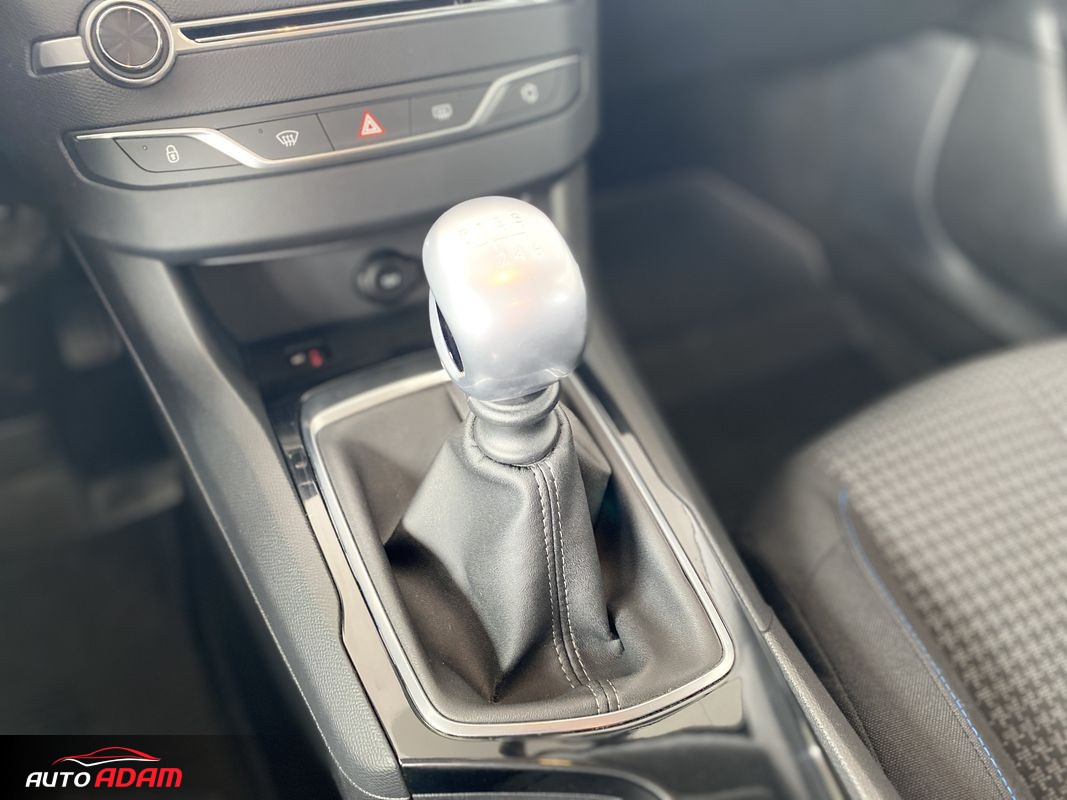 Peugeot 308 SW 1.2 PureTech 96kW Style - 13