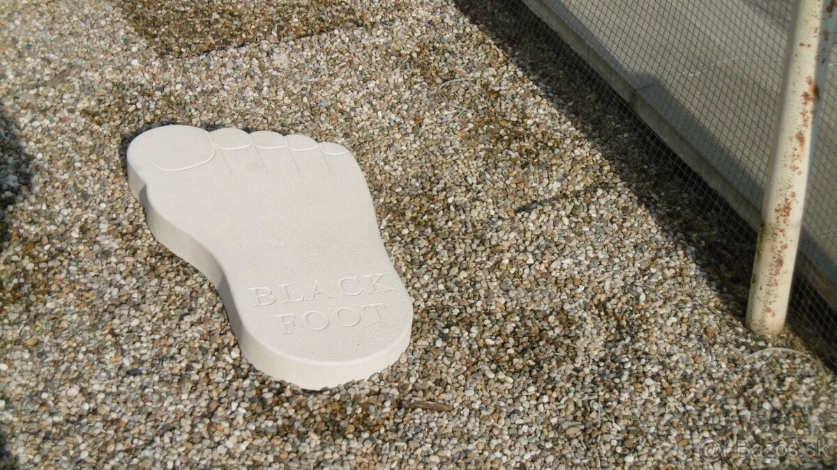 PREDAM VYBROLIATU DLAŽBU - 13