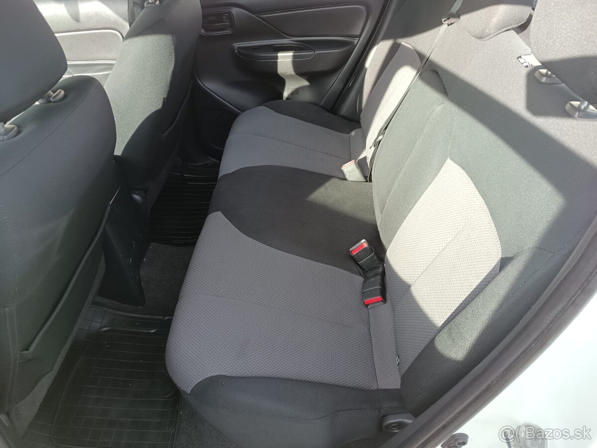 MITSUBISHI L200 DK DI-D 2,2 - NA PREDAJ - 13