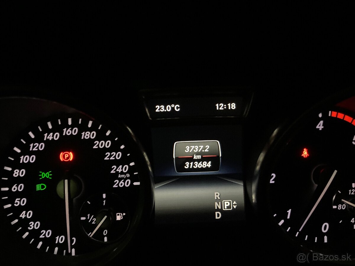 Mercedes ML W166 - 13