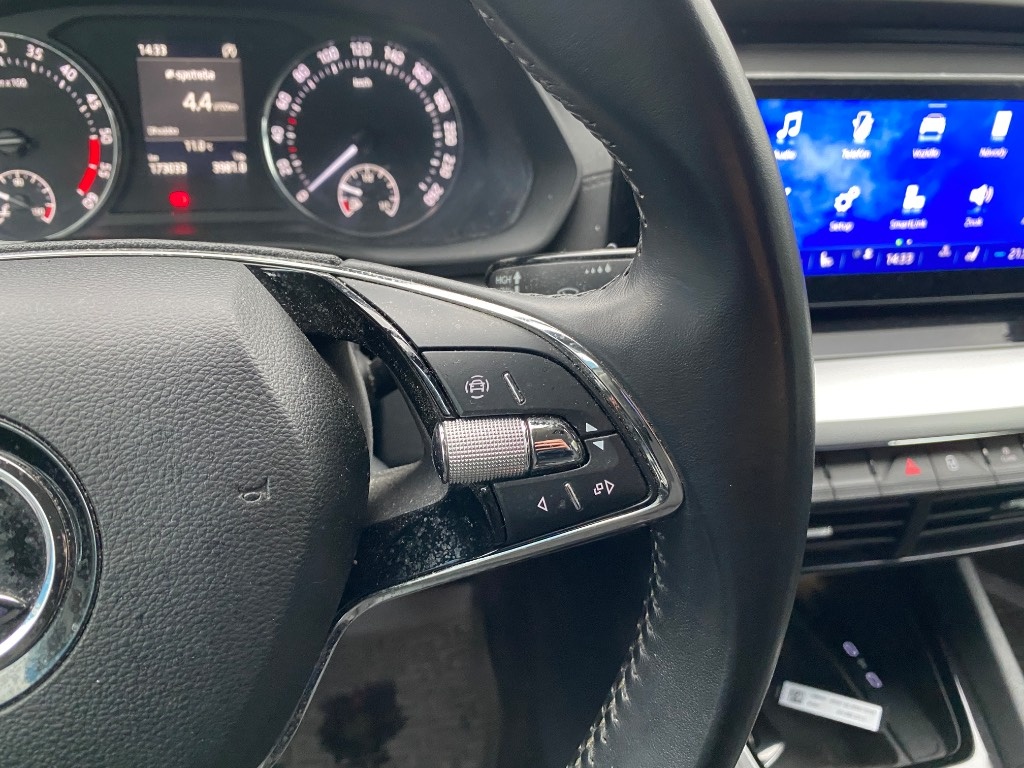 Škoda Octavia Combi 2.0 TDI SCR Ambition - 13