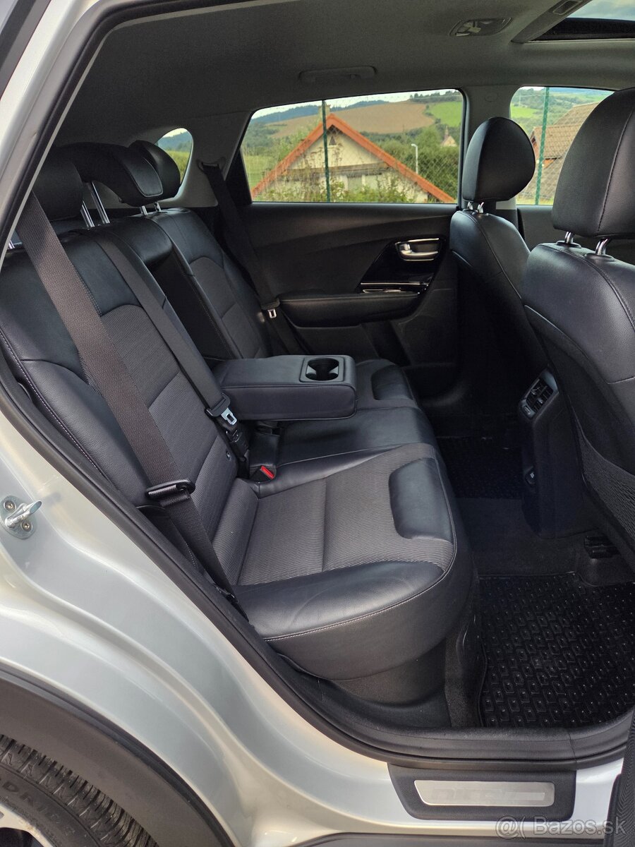 Kia Niro 1.6 GDI Automat - 13