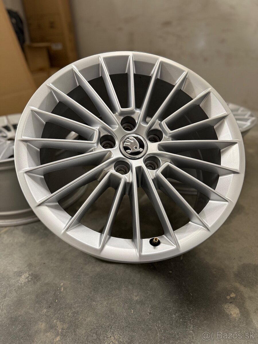 Hliníkové disky 5x112 R17 Audi A3 / S3 , Golf, Octavia - 13