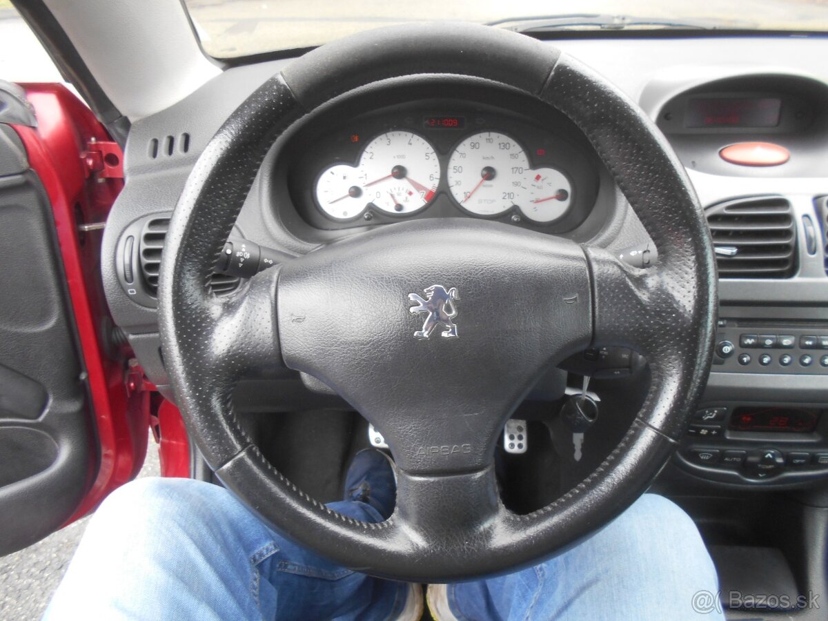 Peugeot 206 CC 2.0 16V Pack - 13