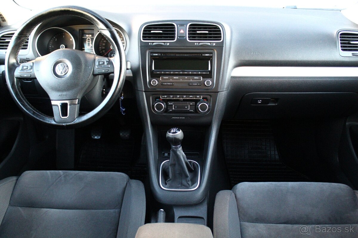 Volkswagen Golf 6 1.6 TDI Highline - 13