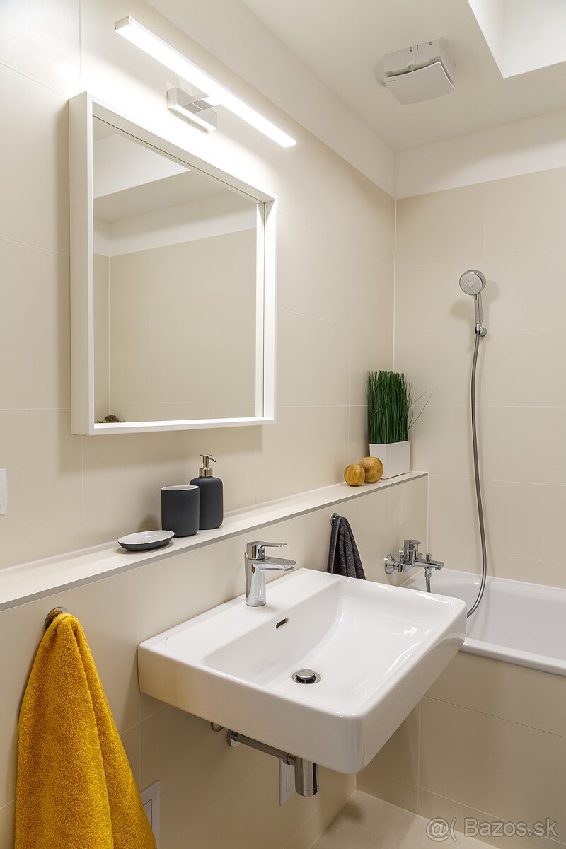 NA PREDAJ 2i BYT S BALKÓNOM, ŠANCOVA ULICA, PREMIÉRE - 13