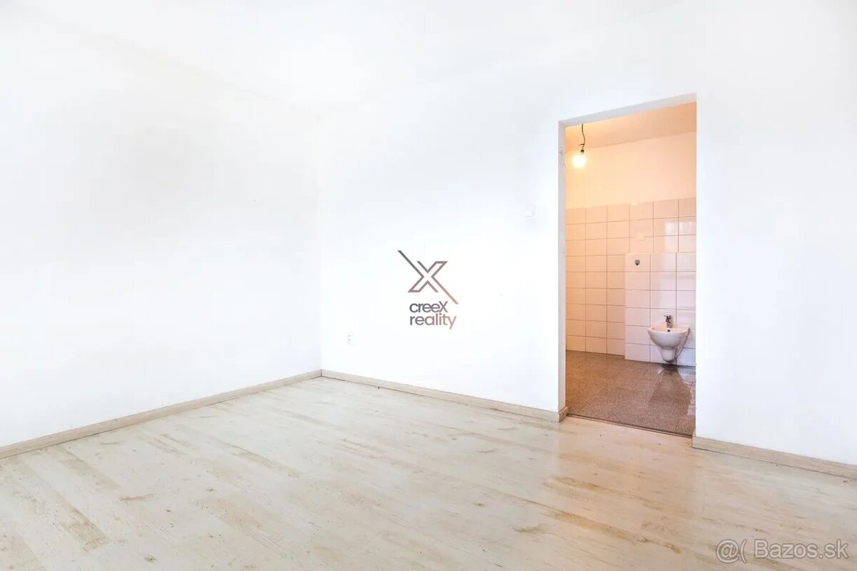 Rodinny dom v obci Malženice - 13