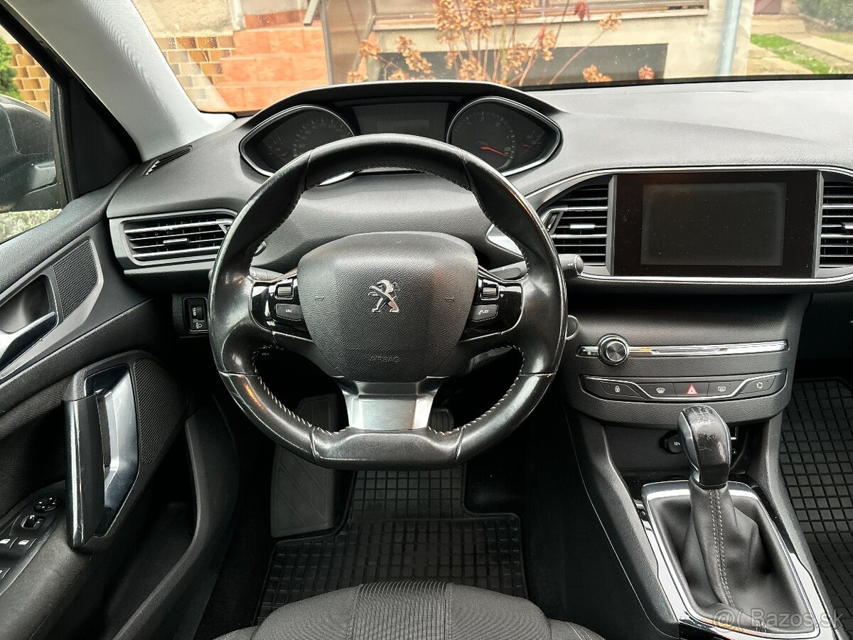 Peugeot 308 1.6 e-HDi Allure - 13